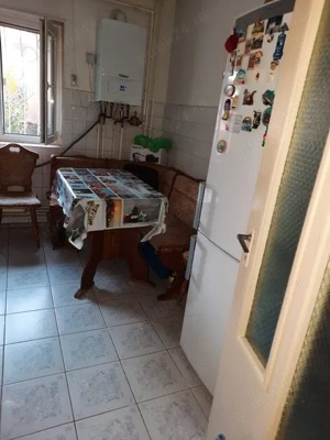 Apartament cu 2 camere decomandat în zona Aradului parter inalt centrala proprie