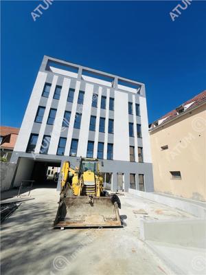 Imobil comercial birouri cu 5 niveluri in zona Centrala din Sibiu - imagine 4