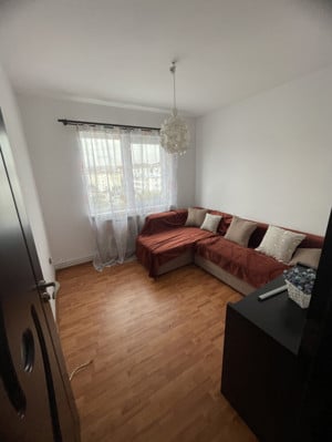 Apartament cu 3 camere de vanzare, Dealul Florilor - imagine 5