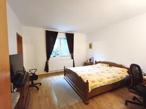 Casa 5 camere - Sos. Buzaului - Str. Chisinau - imagine 12