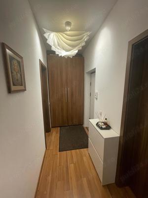  Vand Apartament cu 2 camere, 56 mp, balcon, zona Porii, Floresti - imagine 9