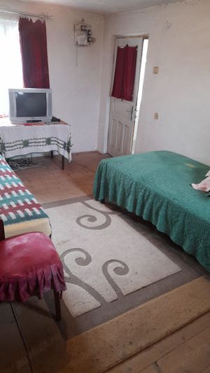 Vand CASA in Turceni sat Stramba (gata de locuit) sau schimb cu APARTAMENT in Tg jiu - imagine 10