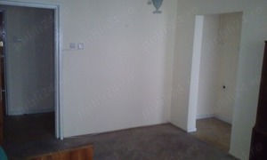 vand apartament 2 camere - imagine 5