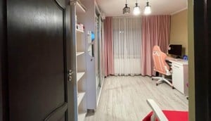 De vânzare apartament cu 3 camere decomandat, zona Stejari  - imagine 2