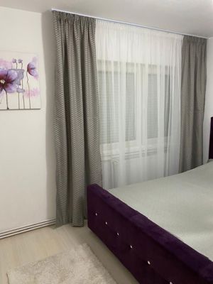 Vând apartament cu 2 camere în zona centrala - imagine 4