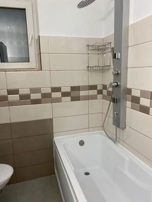 Vând apartament cu 2 camere în zona centrala - imagine 8