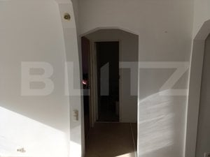  Apartament spațios de vânzare - 4 camere, 2 băi, 2 balcoane, loc de parcare  - imagine 6