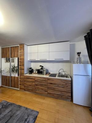 Prima inchiriere garsoniera exclusivista in Centrul vechi Brasov, direct PROPRIETAR! - imagine 5