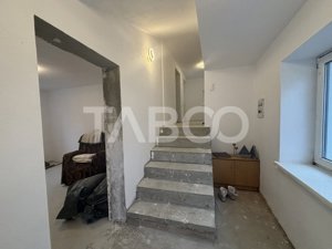 Casa individuala renovata 2024 Seica Mica 60mp utili 504 mp teren - imagine 6