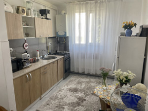 Apartament cu 2 camere de vanzare, etajul 2, Dealul Florilor - imagine 5