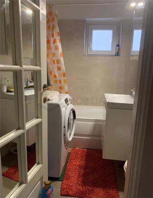 Apartament 2 camere decomandat, renovat, mobilat, in zona Lipovei - imagine 2