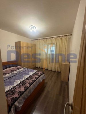 Apartament 2 camere, decomandat, zona ALEXANDRU CEL BUN  - imagine 2