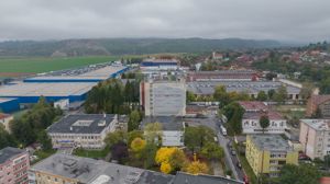 Vânzare clădire comercială in Municipiul Săcele, judetul Brasov