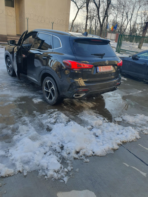 vand MG HS 2023 Exclusive - imagine 9