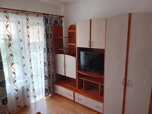 Persoană fizică închiriez apartament în regim hotelier  - imagine 2