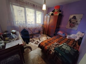 Apartament 4 camere decomandat 81 MP ETAJ 1 - Tătărași - imagine 2