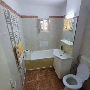 Apartament, 3 camere, Rovine, decomandat, spatios, parter, gradina - imagine 3