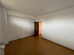 APARTAMENT 4 CAMERE, ZONA BUNA - imagine 8