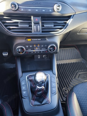 Ford Focus ST Line Panoramic - imagine 9