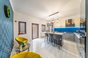 Vila de lux  5 camere, Aradul Nou, teren 378 mp