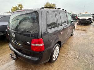 Dezmembram VW Touran 1.9TDI an 2004-2010 - imagine 5