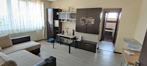 Vand Apartament complet utilat cu 2 camere semidecomandat.Gura campului,strada clujului.