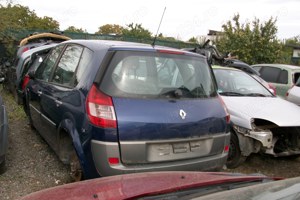 dezmembrez renault megan 2 motor 1,5 - 1,9 dci break berlina hatchback - imagine 9