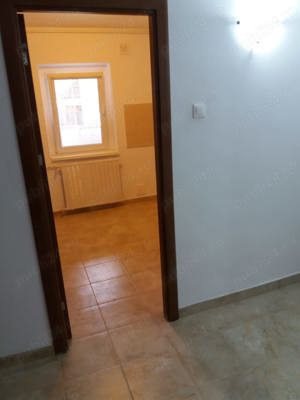 GARA, Spatiu birou apartament PARTER - imagine 4