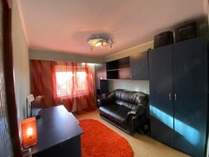 Proprietar: va nd apartament cu 3 camere, decomandat , 85mp - imagine 7