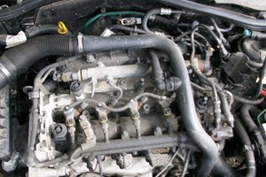 dezmembrez corsa c corsa d motor 1,3 cdti diesel Z13DTJ - Z13DTH - imagine 2