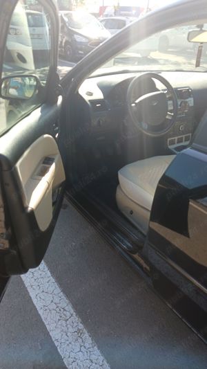 Ford mondeo 2005 benzina 1.8 propietar - imagine 4