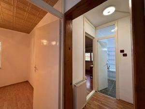 Apartament cu 3 camere | zonă liniștită Dâmbovița | Comision 0 - imagine 3