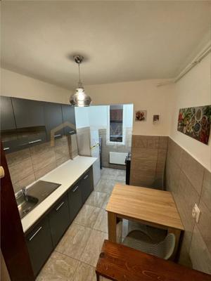 Apartament 3 camere - Calea Circumvalatiunii - Centrala Proprie - imagine 5