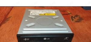 Vand DVD-RW pentru PC cu mufa SATA