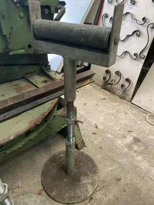 Suporti reglabili cu rola materiale lungi H 80 cm