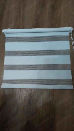 Rulou   Jaluzea zi - noapte,  Alb