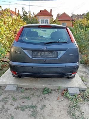 Dezmembrez Ford Focus 1.4i coupe - imagine 3