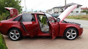 Vand Audi A4 B8 ROSU