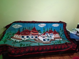 Vand covor din lana cu model