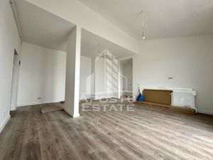 Apartament cu 2 camere decomandat. Terasa si pod generos - imagine 3