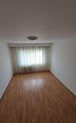 De vânzare apartament cu 2 camere decomandat, zona Parcul Curcubeului 