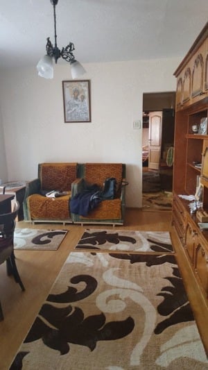 apartament de vanzare 3 camere 