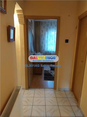 De inchiriat apartament cu 3 camere cf 1 dec PRUNDU PARTER