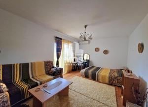 Apartament cu 2 camere decomandat cu centrala propie si Garaj in Cf - imagine 2