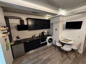 Inchiriez Studio Mamaia Nord 340 euro luna Neg - imagine 6