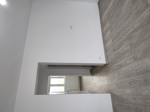 Apartament 3 camere semidecomandat, 7 din 10, renovat, bloc reabilitat. - imagine 9