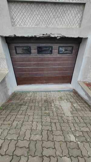 usi de garaj sectionale