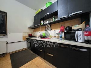 Apartament cu 3 camere si 2 bai, centrala proprie, zona Aradului - imagine 2