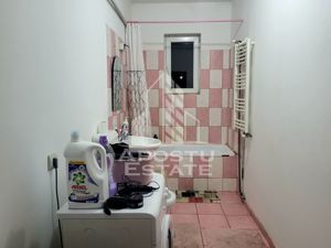 Apartament cu 3 camere si 2 bai, centrala proprie, zona Aradului - imagine 12