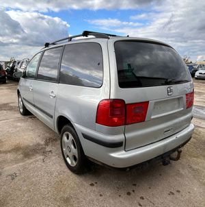 Dezmembram Seat Alhambra 1.9 tdi  cod motor AUY 115cp an 2000-2010 - imagine 6